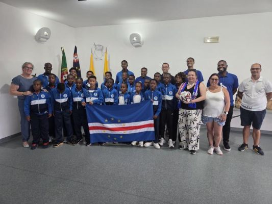 Junta de Freguesia de S&atilde;o Pedro Recebe comitiva Desportiva de Cabo Verde no IX Torneio Jo&atilde;o Pexim