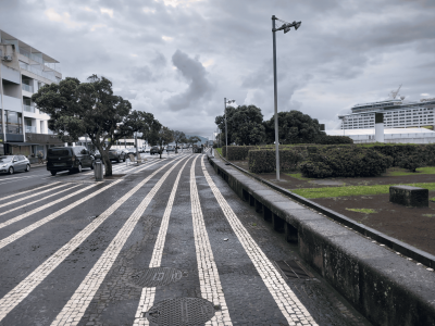 Avenida Infante D. Henrique